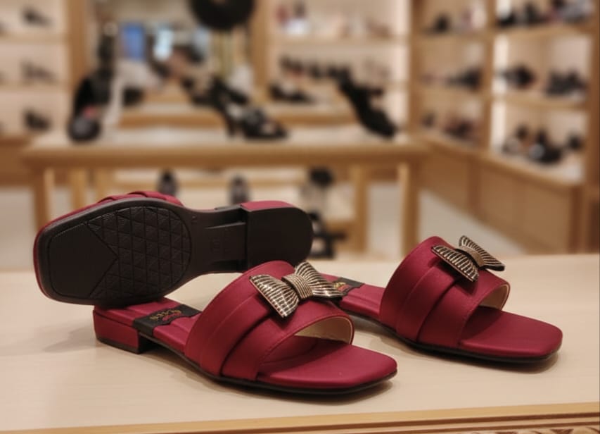 Stylish Slip-On Flat Footwear