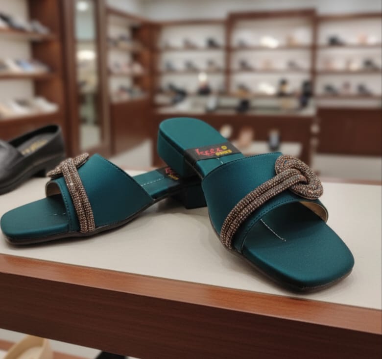 Stylish Slip-On Flat Footwear