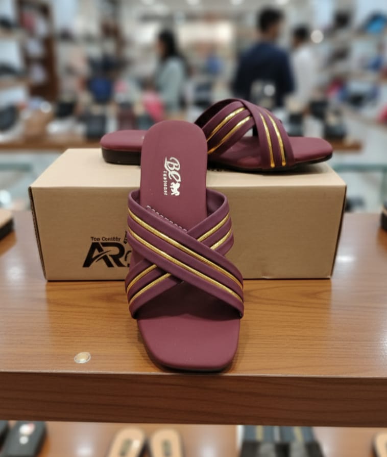 Women`s Crisscross Strap Flat Camfort Slippers