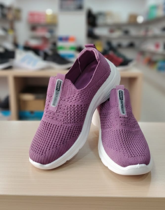Slip-On-Lightweight-Knit-Comfort-Shoes