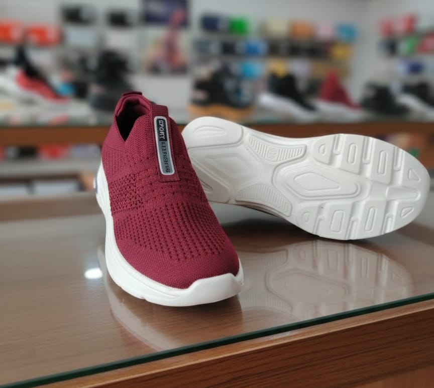 Slip-On-Lightweight-Knit-Comfort-Shoes