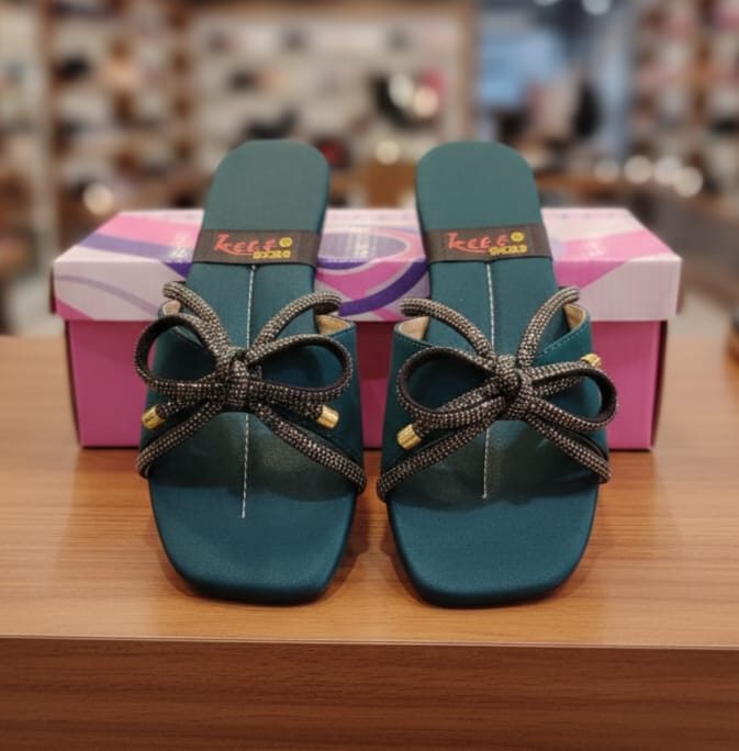 Elegant-Bow-Detail-Slip-On-Sandals-For-Women