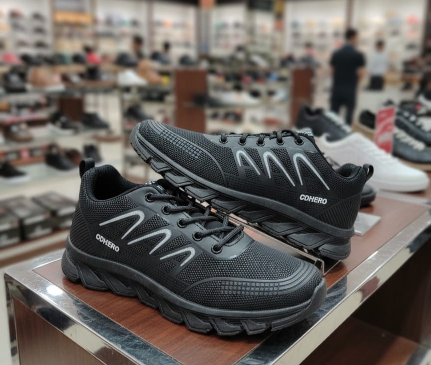 Men`s-Black-Athletic-Sneakers
