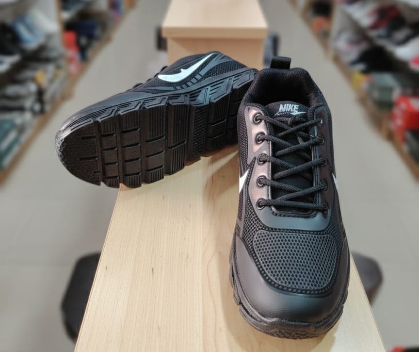 Men`s-Black-Athletic-Sneakers